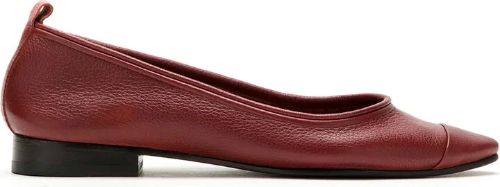 Nuage almond-toe flats