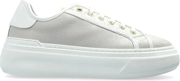 Nuage sneakers