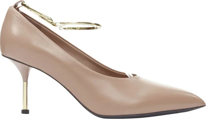 Nude Anklet Point Toe Pump