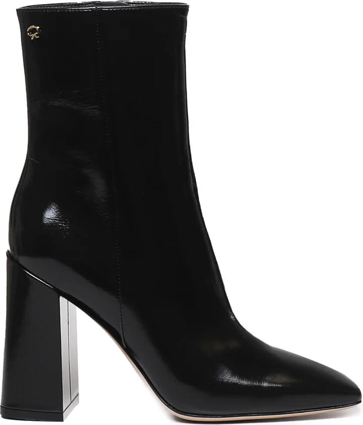 Nuit Boots In Patent Leather