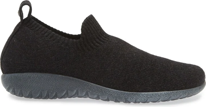 Nuku Slip-On Sneaker - Image 3