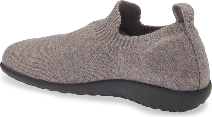Nuku Slip-On Sneaker - Image 8