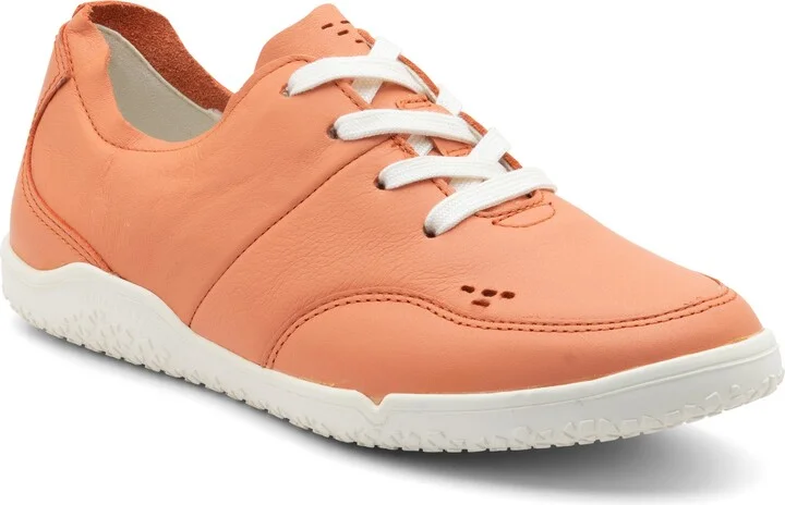 Nyomi Sneaker