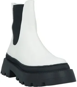 O. x.s. Woman Ankle boots - Image 2