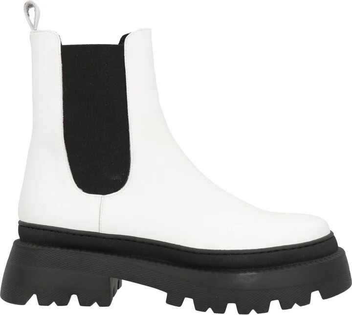 O. x.s. Woman Ankle boots - Image 6