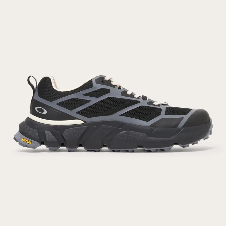 Oakley Men's Light Breathe Sneaker