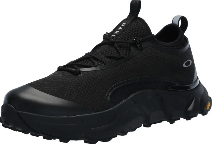 Black/Black/Black