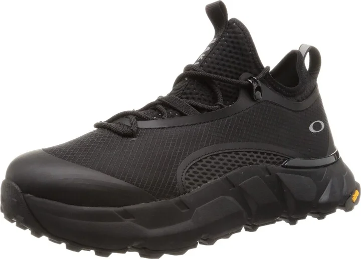 Black/Black/Black