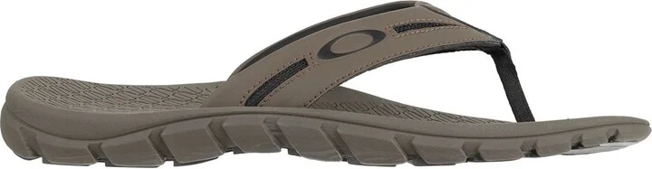 Oakley Unisex Operative Sandal 2.0 Flip-Flop