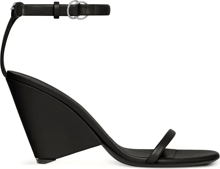 Oblique sandals