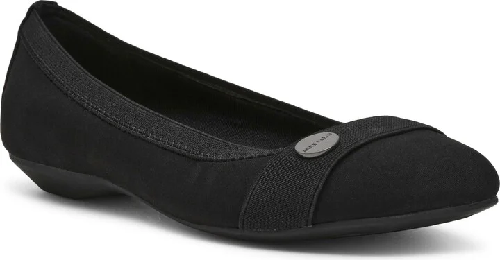 Odiera Knit Flat