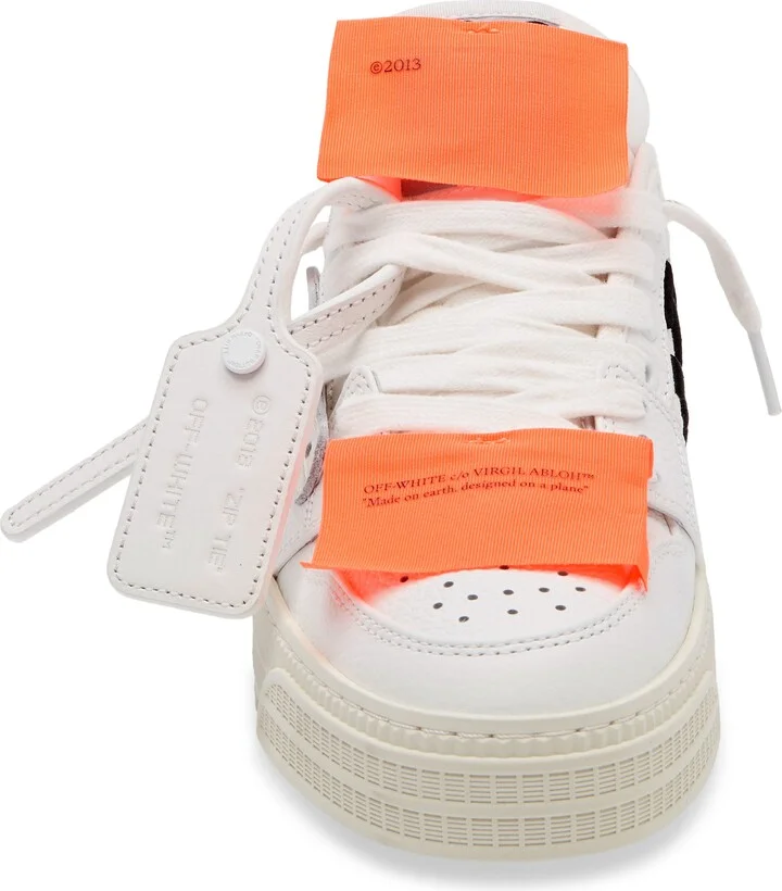 Off Court 3.0 Low Top Sneaker - Image 4