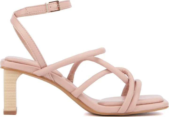 Ohara Strappy Block Heel Sandal - Wide Width - Image 11
