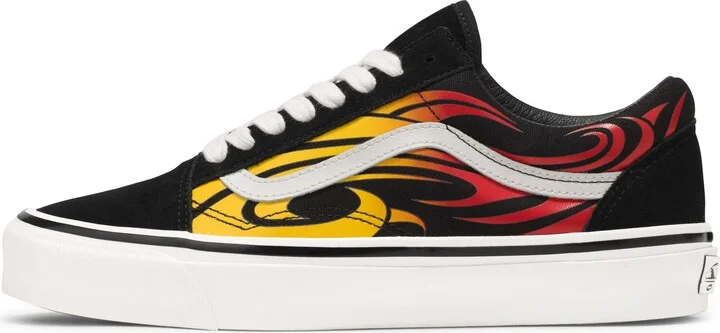 Old Skool Low Top Sneaker - Image 2