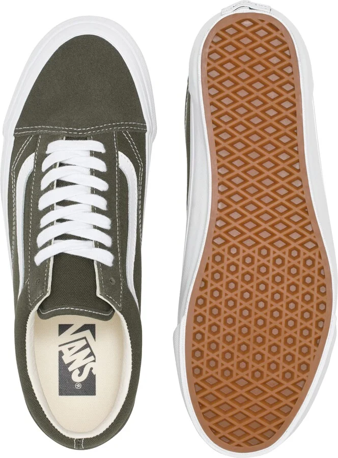 Old Skool Low Top Sneaker - Image 11