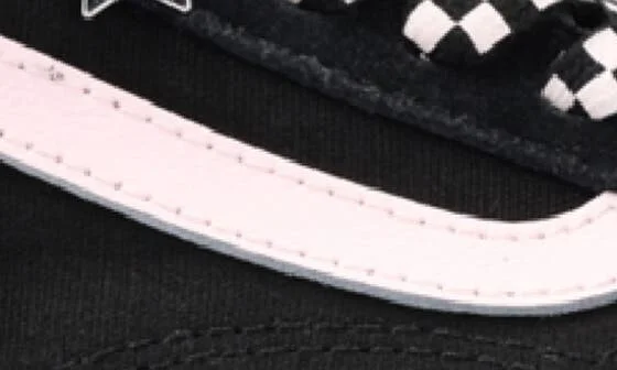 Old Skool Low Top Sneaker - Image 9