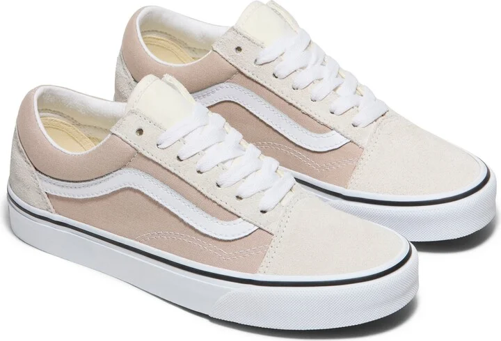 Old Skool Low Top Sneaker