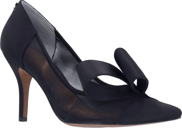 Olene Pointed Toe Pump