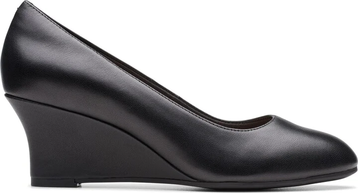 Olivette Pearl Wedge Pump - Image 3