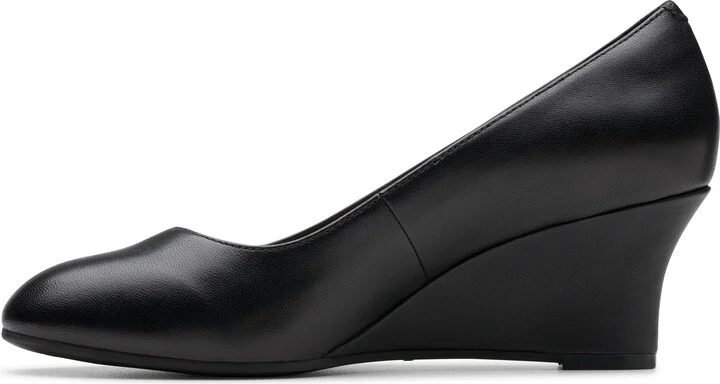 Olivette Pearl Wedge Pump - Image 7
