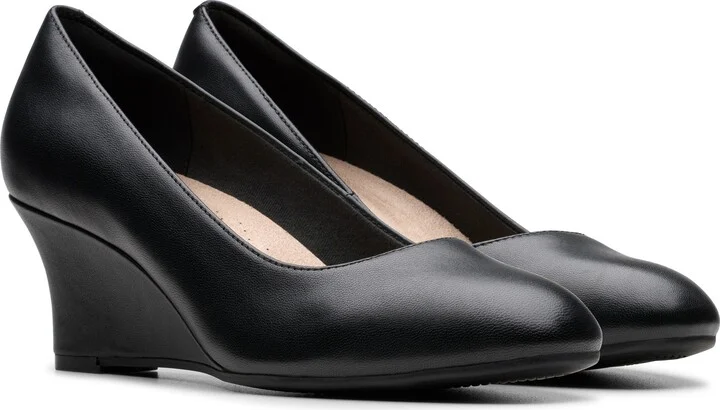 Olivette Pearl Wedge Pump - Image 8