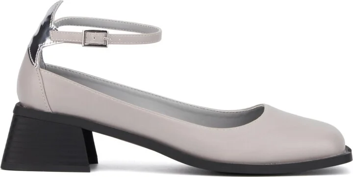 Olivia Miller Women's Astrology Ankle Strap Sandals - Image 3