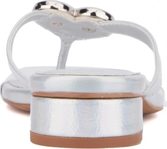 Olivia Miller Women's Love Buzz Flat Sandal - Image 8
