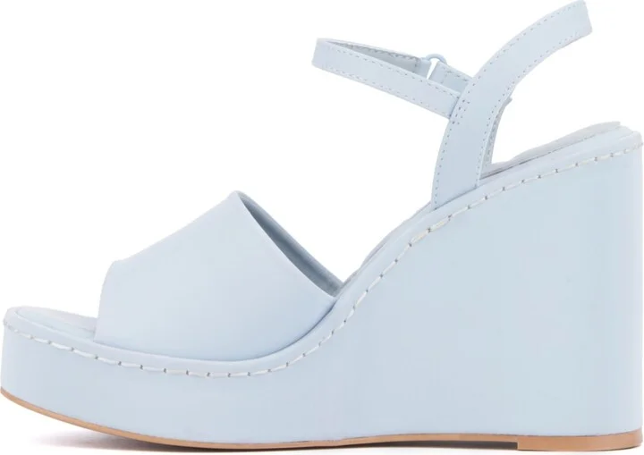 Olivia Miller Women's Magnetic Wedge Sandal - Image 2