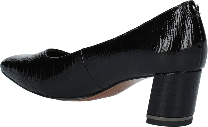 Olivienne Snakeskin Embossed Pump - Image 2