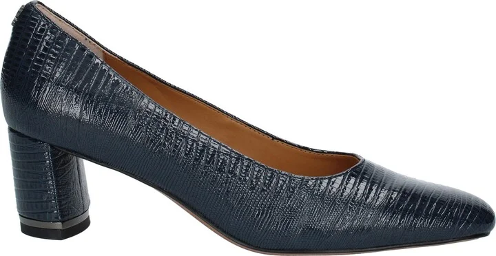 Olivienne Snakeskin Embossed Pump - Image 10