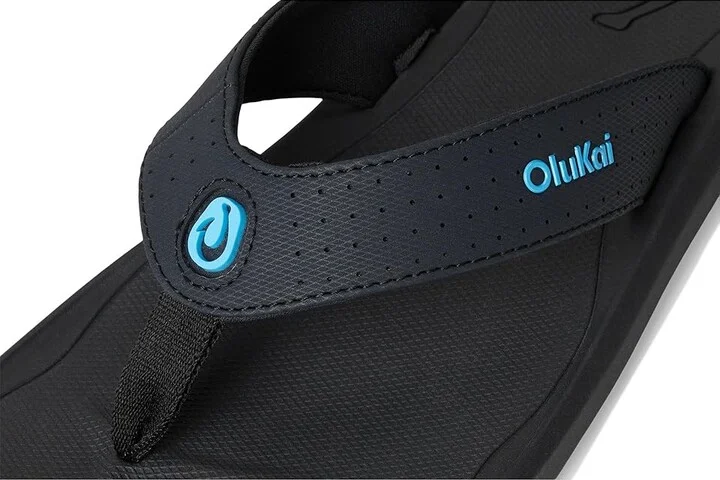 OluKai Ki'I Men's Sandals Lava Rock/Bold Blue : 9 D - Medium, Rubber - Image 7