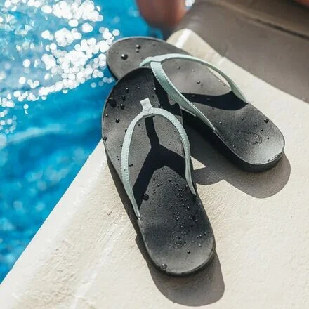 Olukai Puawe Flip Flop - Women's - Image 9