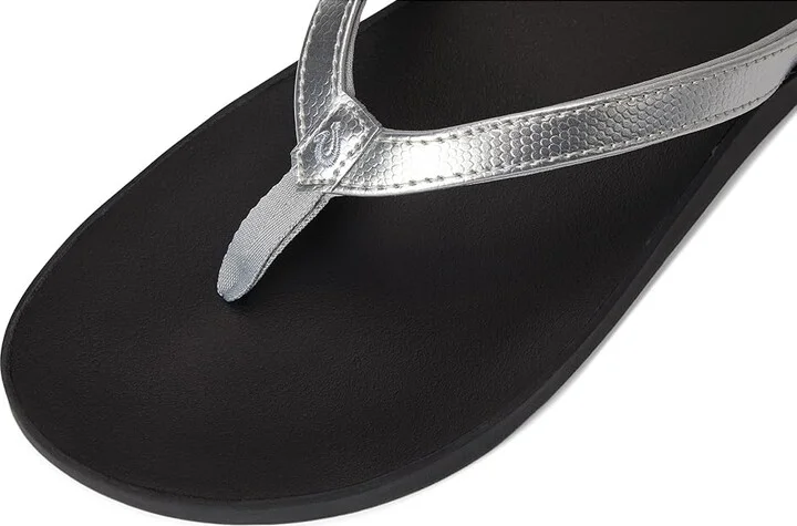 OluKai Puawe Women's Shoes Silver/Black : 6 B - Medium, Synthetic - Image 7