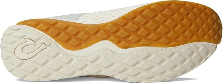 OluKai Wailuku Women's Shoes Off-White/Off-White : 6 B - Medium, Suede - Image 3