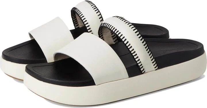 OluKai Women's Pae White Sand/Lava Rock 6 Medium