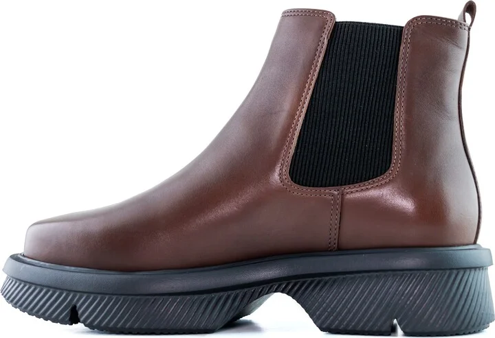 Olympia Blvd Chelsea Boot - Image 5