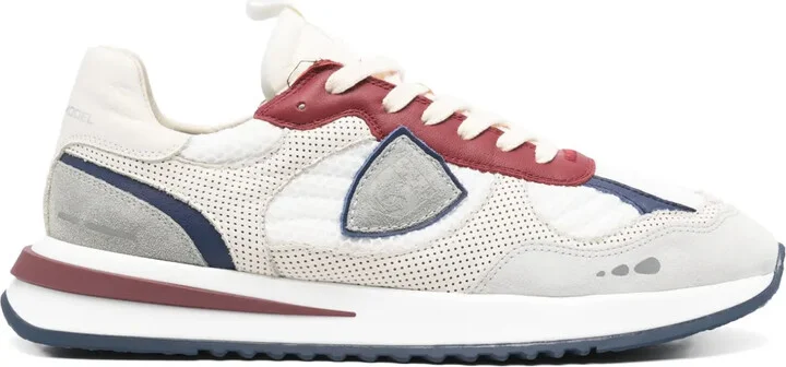 Olympique sneakers
