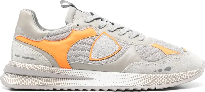 Olympique sneakers