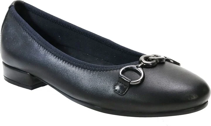 Omega Flat