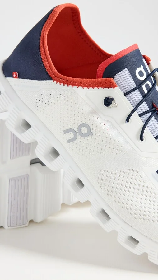 On Cloud 5 Coast Sneakers - Image 5