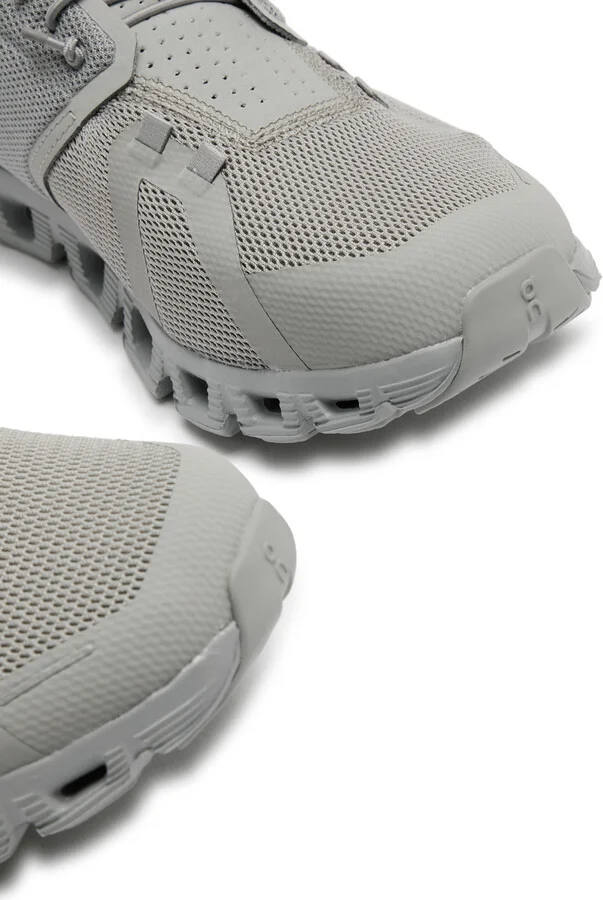 ON Cloud 5 Panelled Mesh Sneakers - Image 4