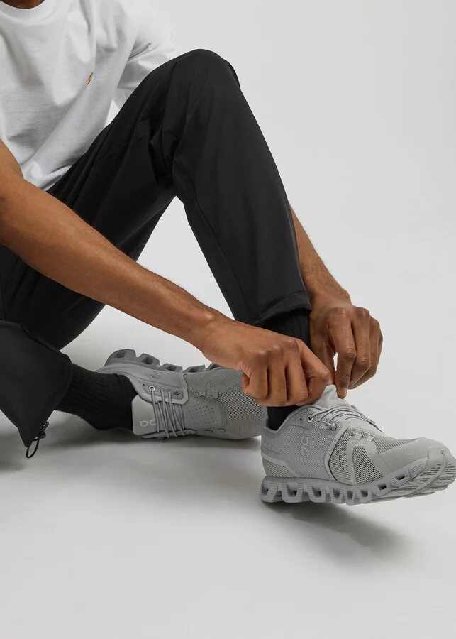 ON Cloud 5 Panelled Mesh Sneakers - Image 6