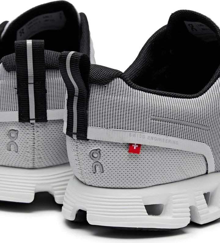 ON Cloud 5 Panelled Mesh Sneakers - Image 4