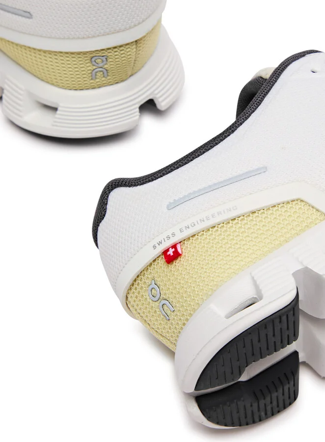 ON Cloud 5 Push Panelled Mesh-knit Sneakers - Image 3