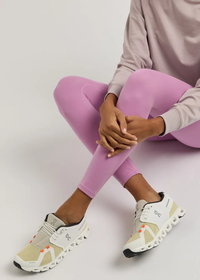 ON Cloud 5 Push Panelled Mesh-knit Sneakers - Image 5