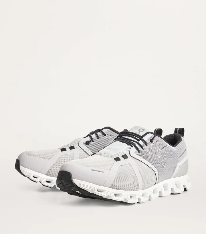 On Cloud 5 Waterproof Sneakers - Image 3