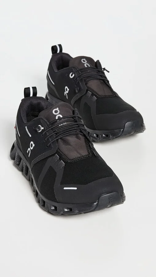On Cloud 5 Waterproof Sneakers - Image 2