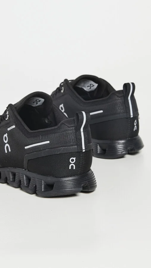 On Cloud 5 Waterproof Sneakers - Image 2