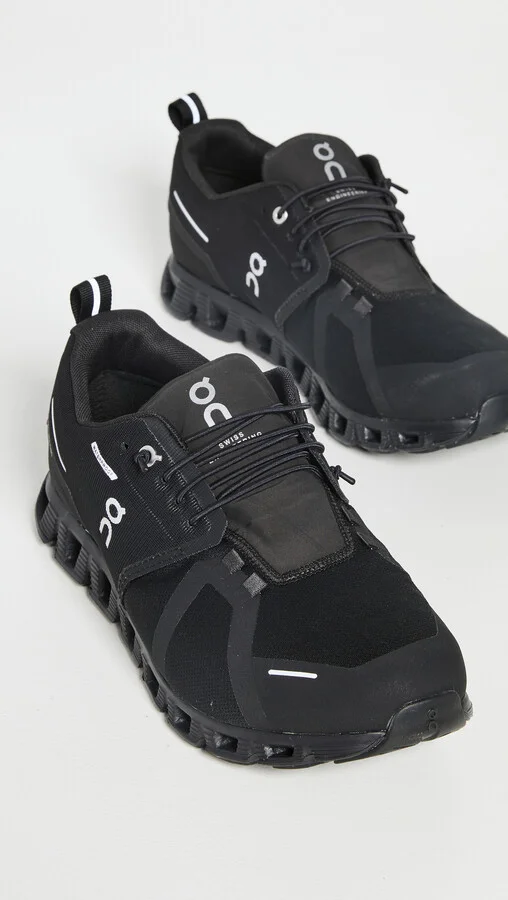 On Cloud 5 Waterproof Sneakers - Image 5