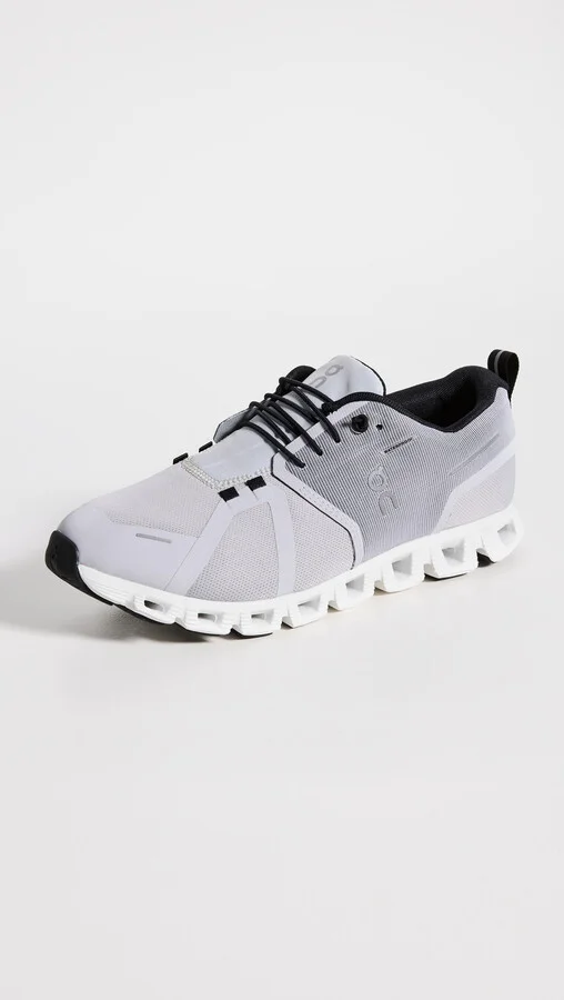 On Cloud 5 Waterproof Sneakers - Image 2
